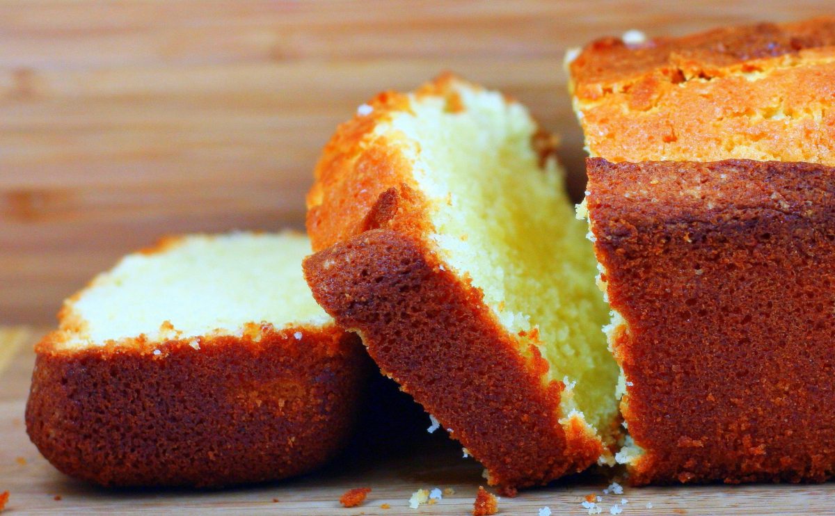 Bizcocho De Yogur De Limón, Fácil Y Rápido De Cocinar