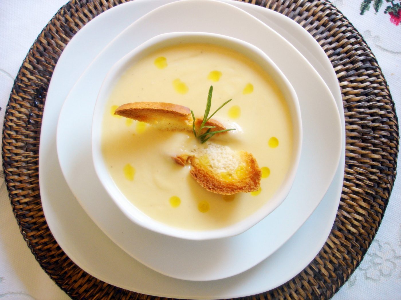 Crema De Puerros Y Patatas O Vichyssoise