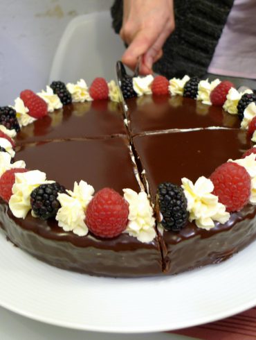 Tarta de pan bimbo, chocolate y queso mascarpone