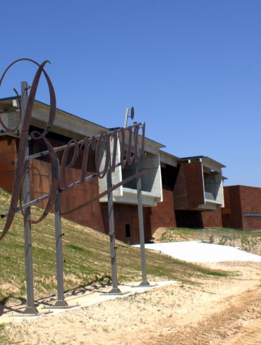 bodega beronia rueda - fachada exterior